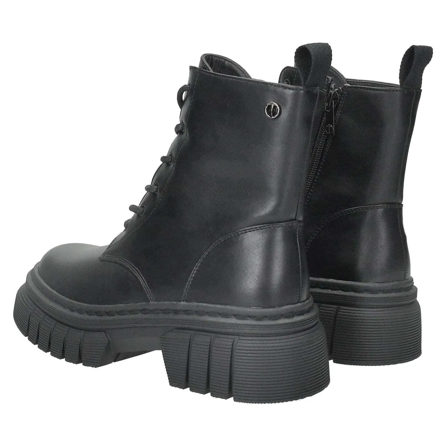 Anfibi. Tacco alto 4cm