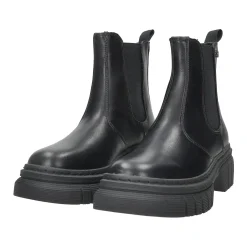 Anfibi. Tacco alto 4cm