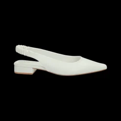 Ballerine a punta con cinturino