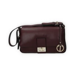 Borsa a tracolla con patta e chiusura