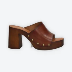 Clogs in vera pelle