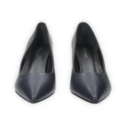 Décolleté a punta con tacco