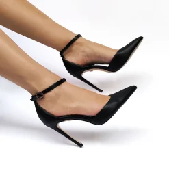 Décolleté con cinturino alla caviglia. Tacco alto 10cm