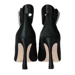 Décolleté con fibbia in giiello.Tacco alto 10cm