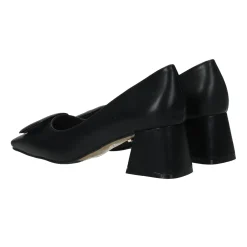 Décolleté con fibbia.Tacco alto 5cm