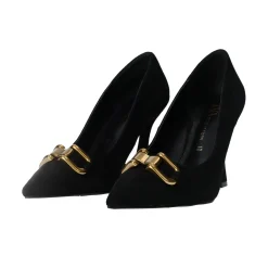 Décolleté con morsetto. Tacco alto 9.50cm