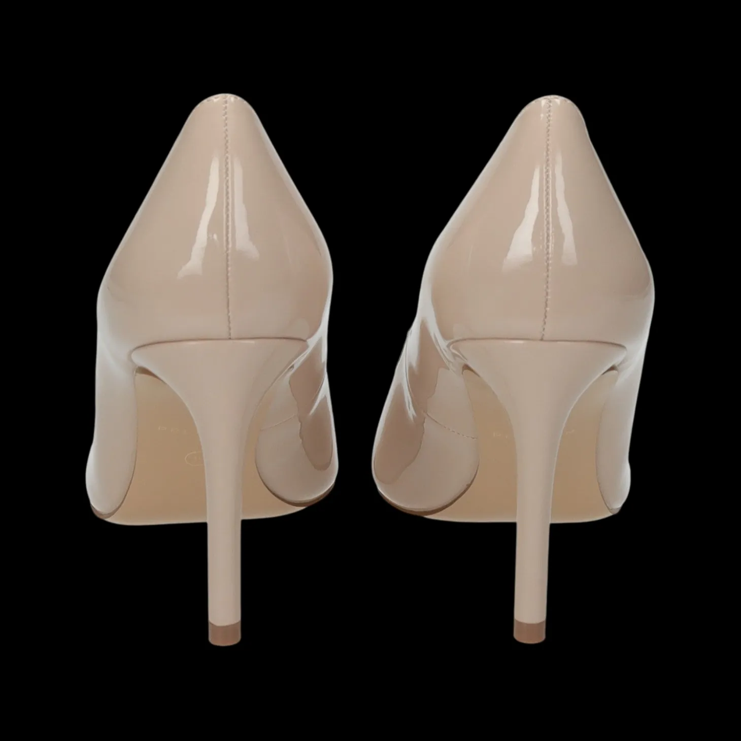 Décolleté con sottopiede in vera pelle.Tacco alto 10cm