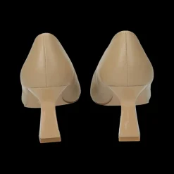 Décolleté con tacco a rocchetto. Tacco alto 6cm