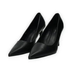 Décolleté in ecopelle.