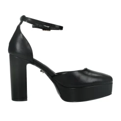 Décolleté in vernice con cinturino. Tacco alto 10cm