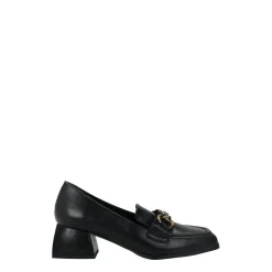 Mocassini con fibbia. Tacco alto 5cm