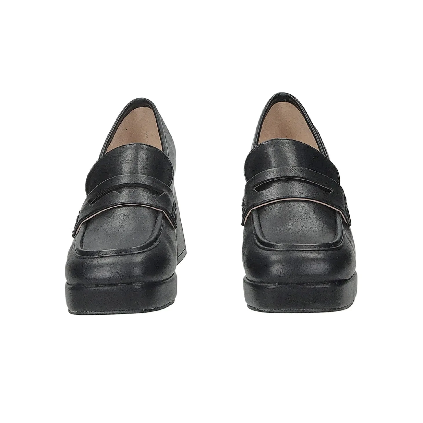 Mocassini con fibbia. Tacco alto 8cm