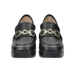 Mocassini con fibbia. Tacco alto 8cm