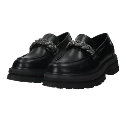 Mocassini con morsetto in strass.Tacco alto: 3cm