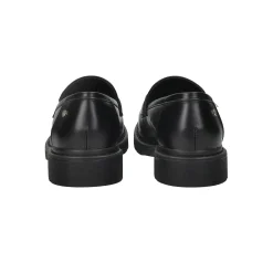 Mocassini con morsetto.Tacco alto 3 cm