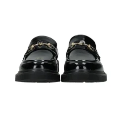 Mocassini con morsetto.Tacco alto 3 cm