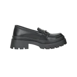 Mocassini con morsetto.Tacco alto: 4cm