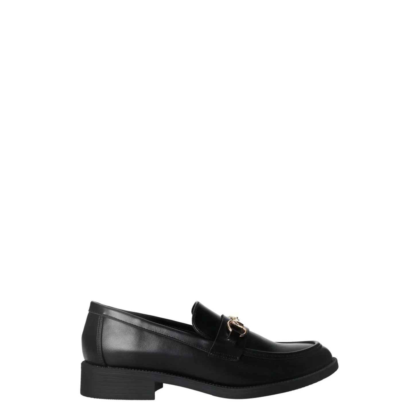 Mocassini con morsetto.Tacco alto 3cm