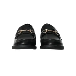 Mocassini con morsetto.Tacco alto 3cm