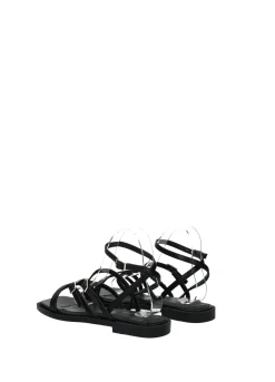 Sandali bassi con listini incrociati