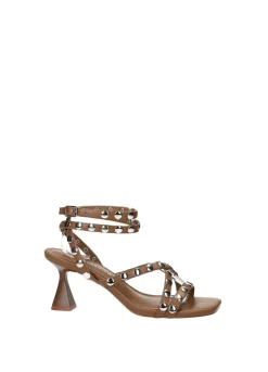 Sandali con borchie