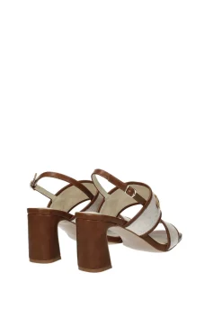Sandali con cinturino