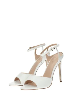 Sandali con cinturino