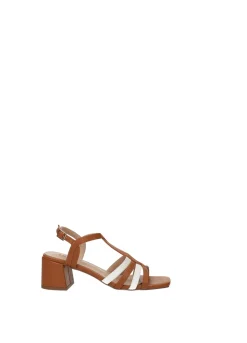 Sandali con cinturino
