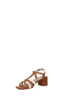Sandali con cinturino