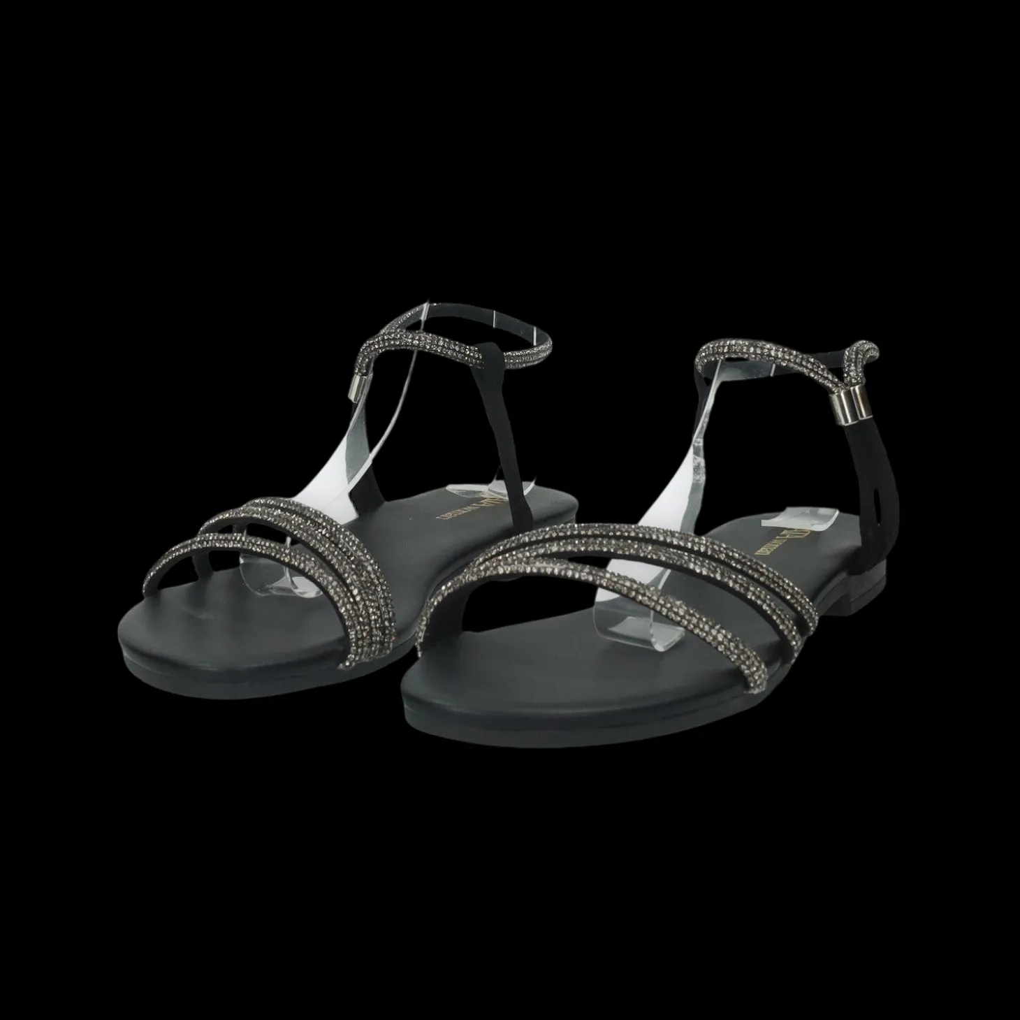 Sandali con dettaglio strass.