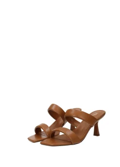 Sandali con doppio cinturino