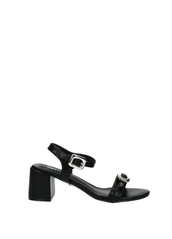 Sandali con doppio cinturino