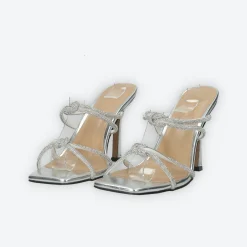 Sandali con fasce intrecciate.Tacco alto 10cm