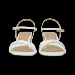 Sandali con fascia tubolare intrecciata. Tacco alto 6cm