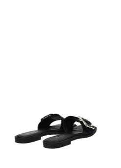 Sandali con fibbia quadrata