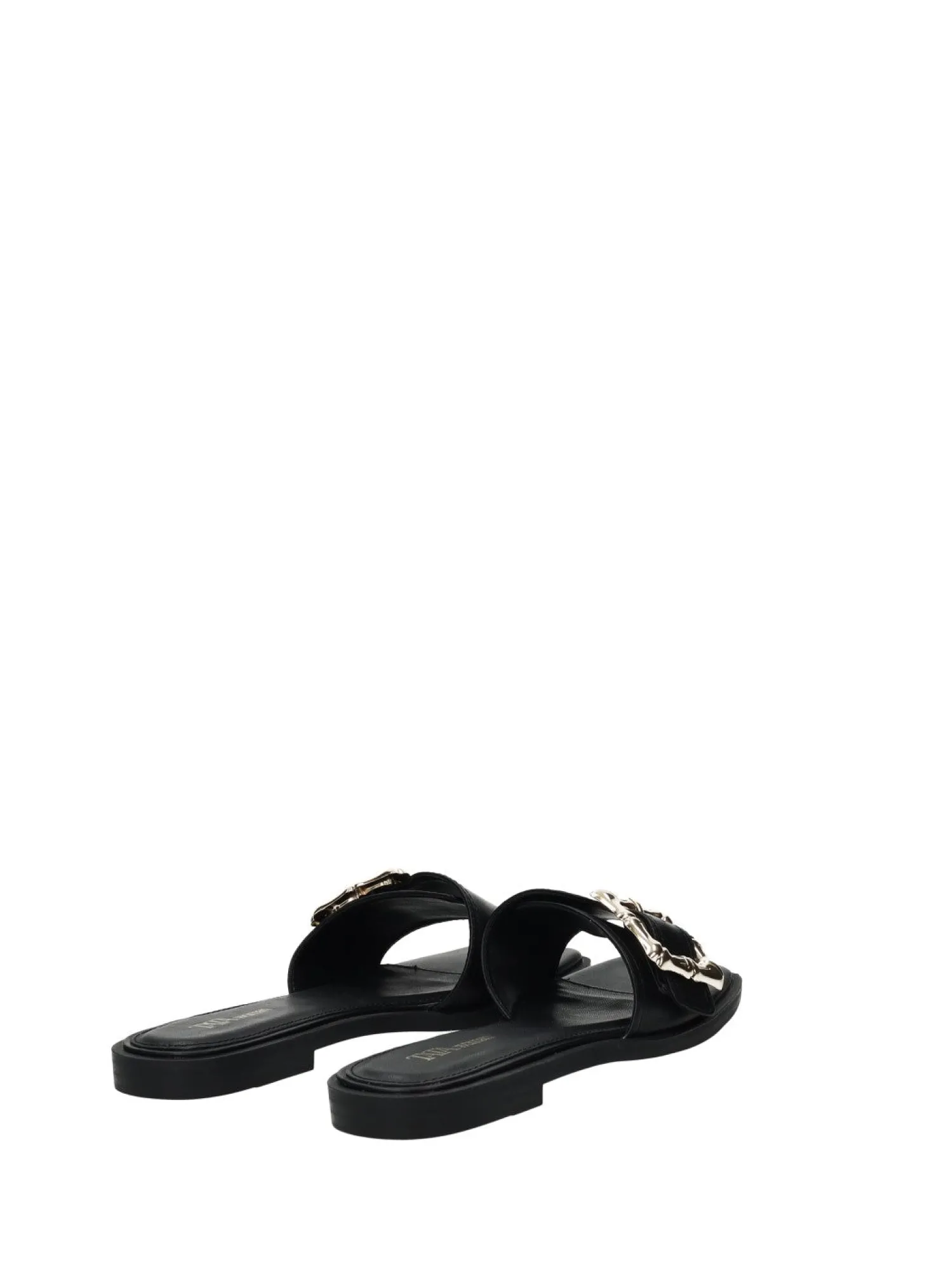 Sandali con fibbia quadrata