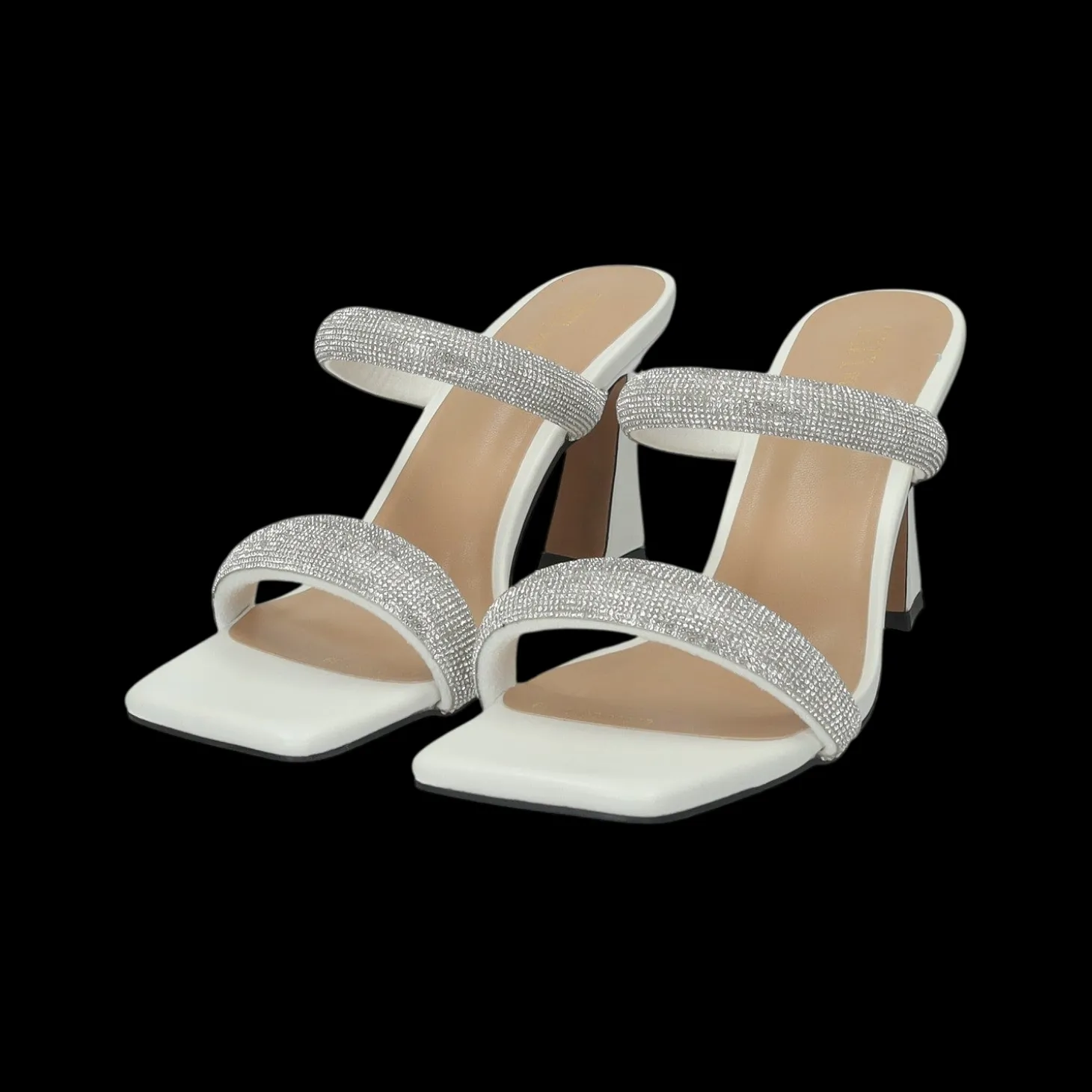 Sandali con listini in strass. Tacco alto 9cm