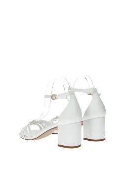 Sandali con listini incrociati