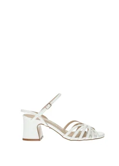 Sandali con listini incrociati
