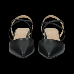 Sandali con listini intrecciati.Tacco alto 6cm.