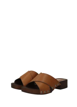 Sandali con tacco basso