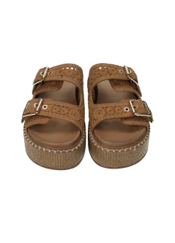 Sandali con tomaia ricamata