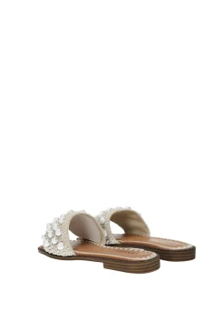 Sandali con tomaia ricamata