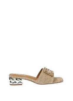 Sandali dettaglio gioiello