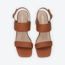 Sandali intrecciati. Tacco alto 10cm