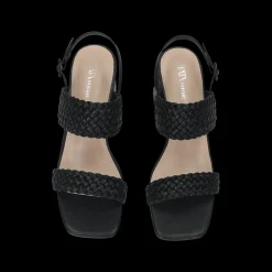 Sandali intrecciati. Tacco alto 10cm