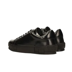Sneakers basse in vera pelle total black