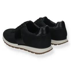 Sneakers con dettaglio laterale