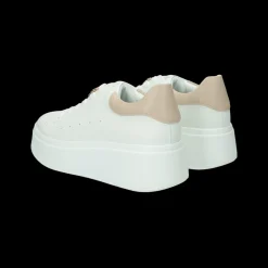 Sneakers con gioiello.Tacco alto 3cm