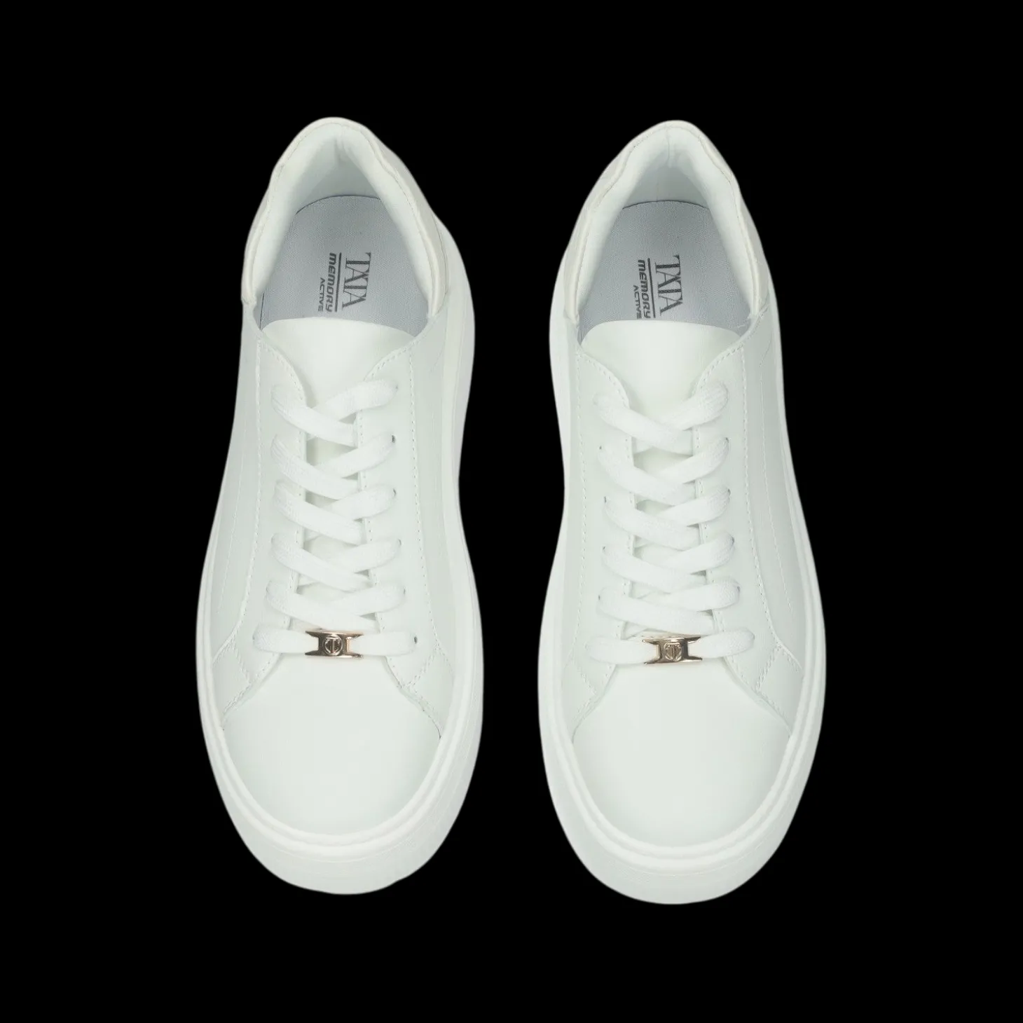 Sneakers con inserti in tessuto.Tacco alto 5cm